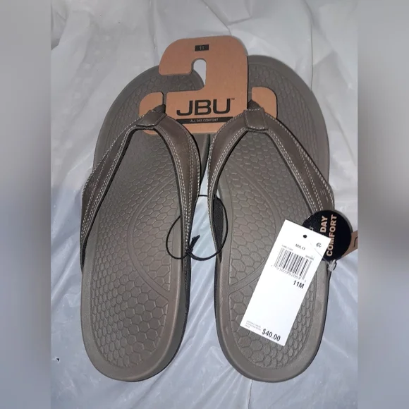 New Men's JBU Milo Comfort Slip On Thong Sandal In Brown NWT Size 11M - Picture 2 of 15